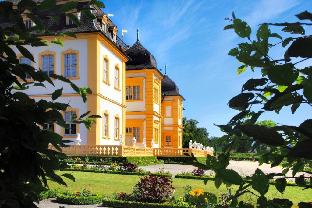 Hotel Mueller Cafe & Wein - Mondholzhotel Veitshochheim Luaran gambar