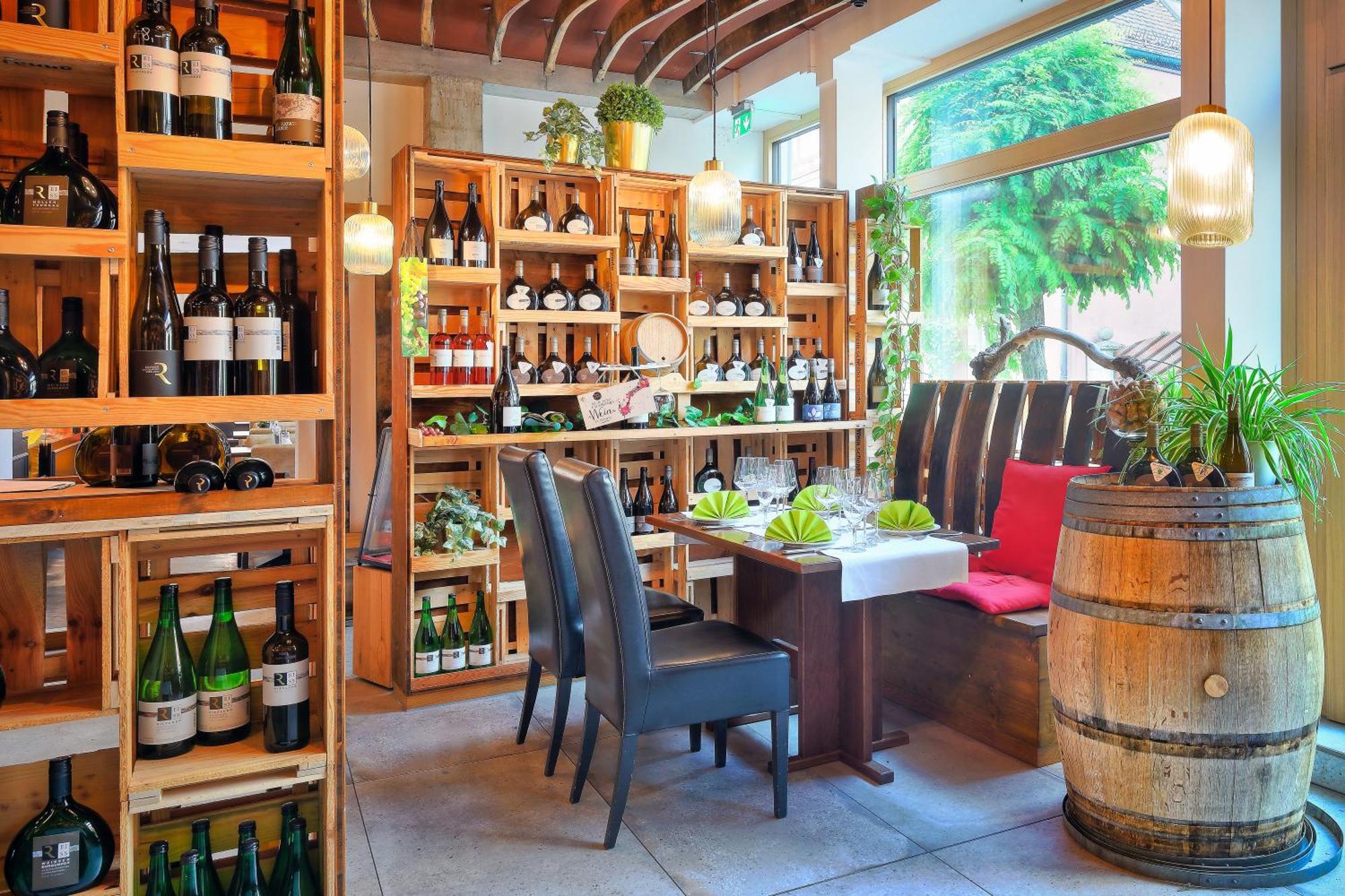 Hotel Mueller Cafe & Wein - Mondholzhotel Veitshochheim Luaran gambar